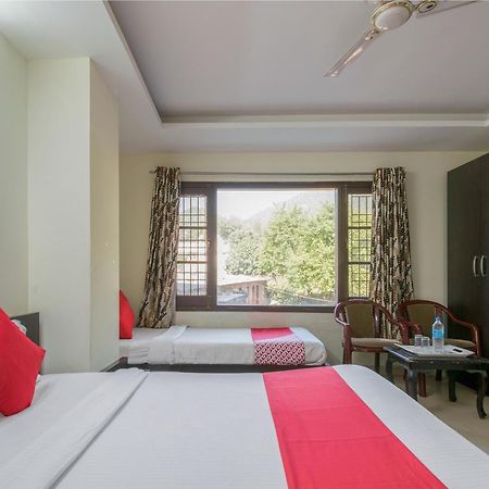 Oyo Hotel Triund Regency Катра Экстерьер фото