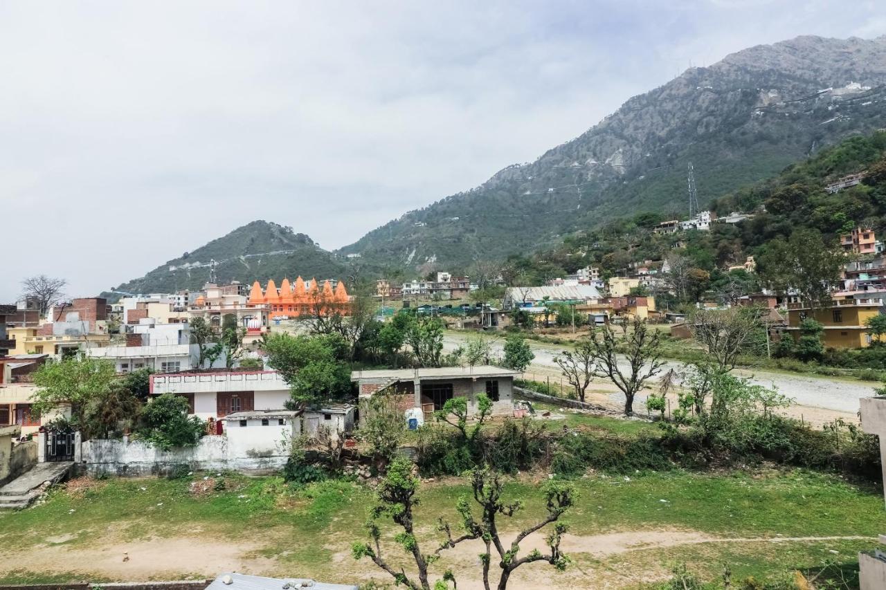 Oyo Hotel Triund Regency Катра Экстерьер фото