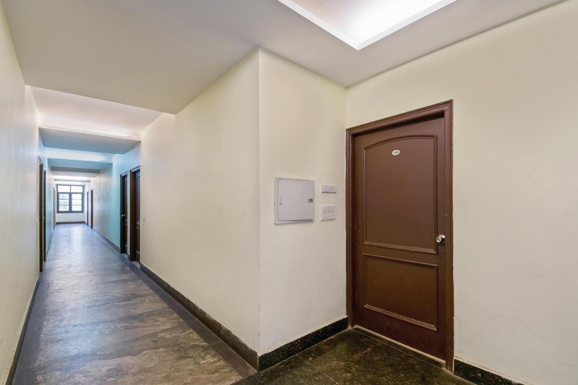 Oyo Hotel Triund Regency Катра Экстерьер фото