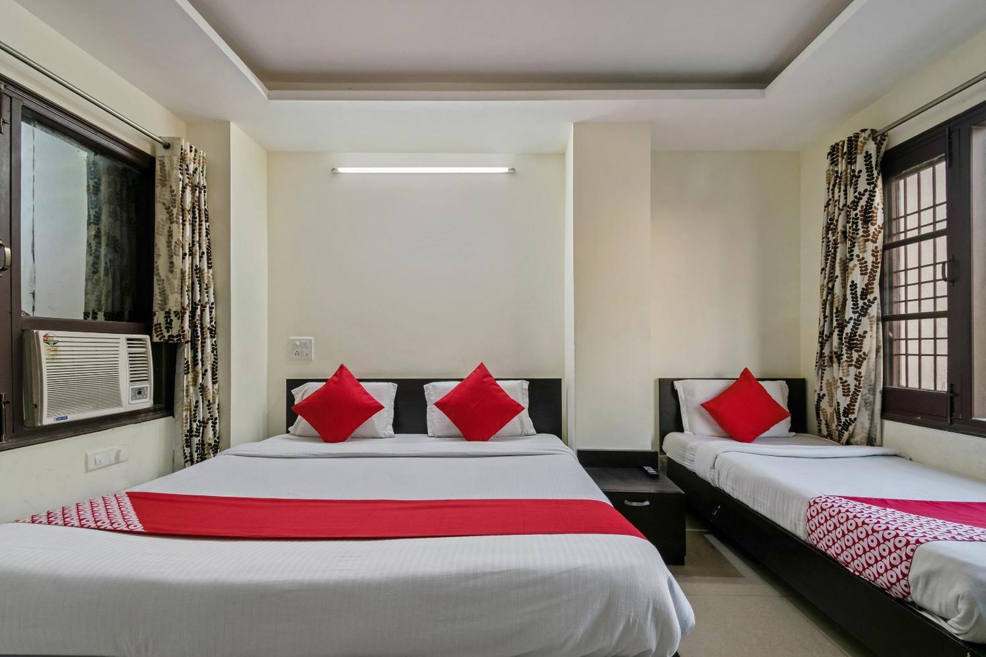 Oyo Hotel Triund Regency Катра Экстерьер фото