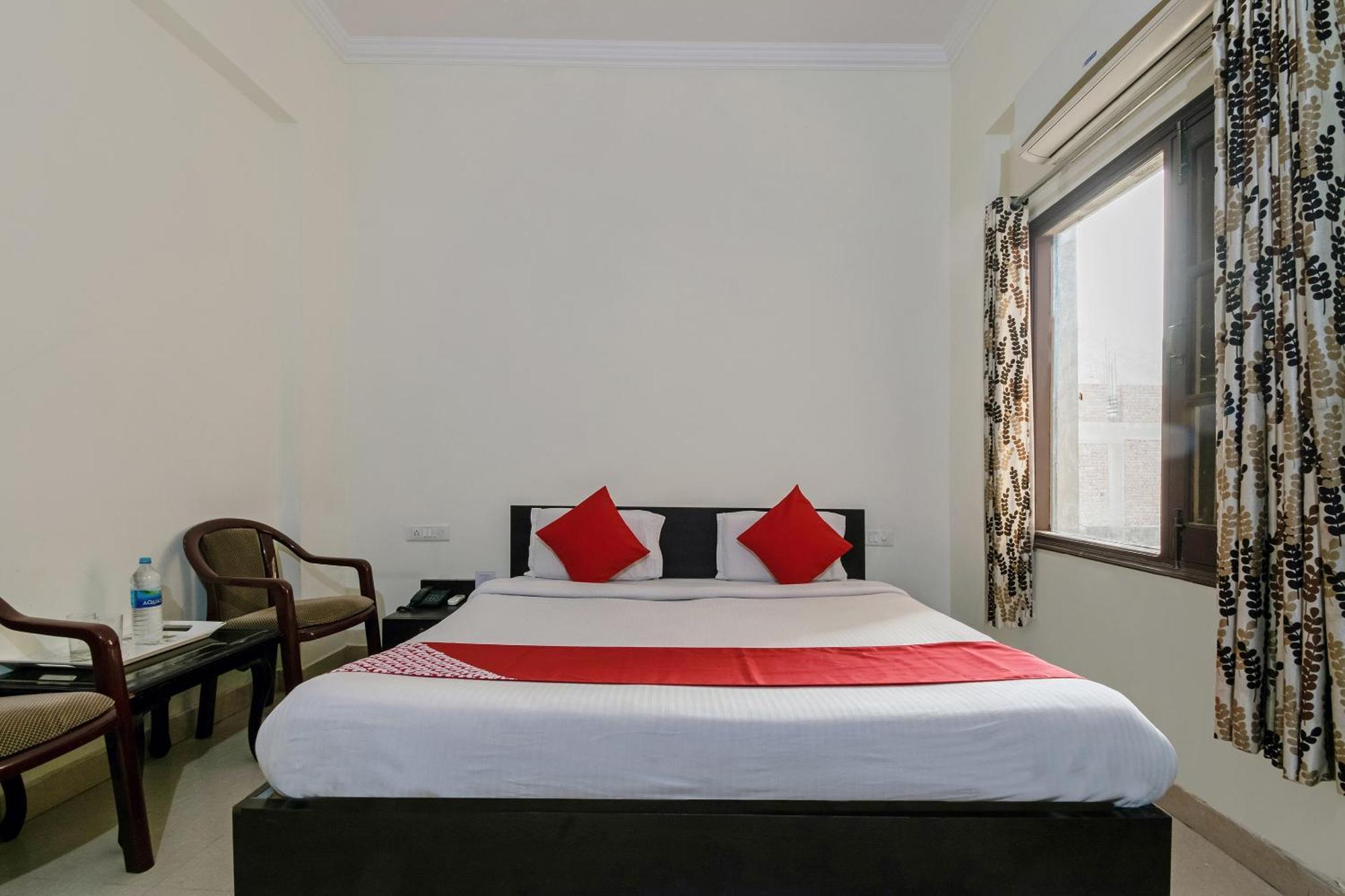 Oyo Hotel Triund Regency Катра Экстерьер фото